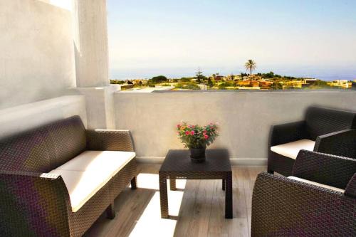 Pianoconte Apartment | Casa Basilio con bellissima terrazza vista isole
