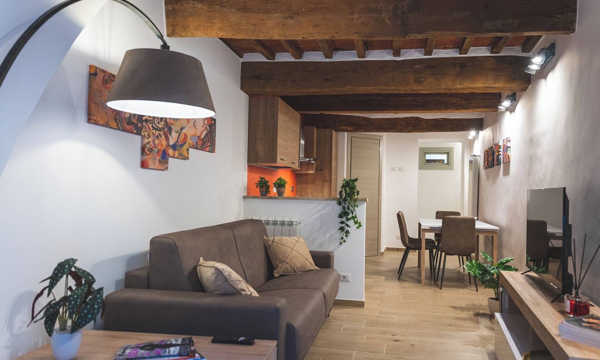 Citta della Pieve Apartment | Casa del Cocciaro - independent apartment in the old town, on ground floor