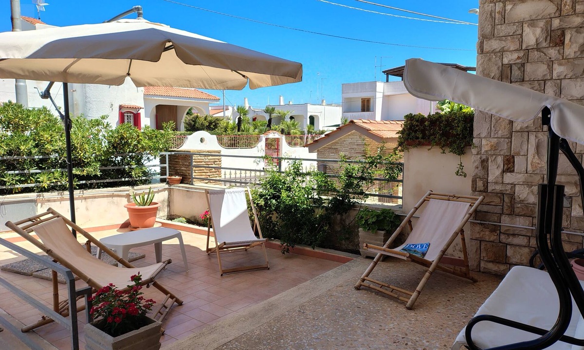 Roca Vecchia House | Casa Del Sole - Villa with Garden in Roca Vecchia