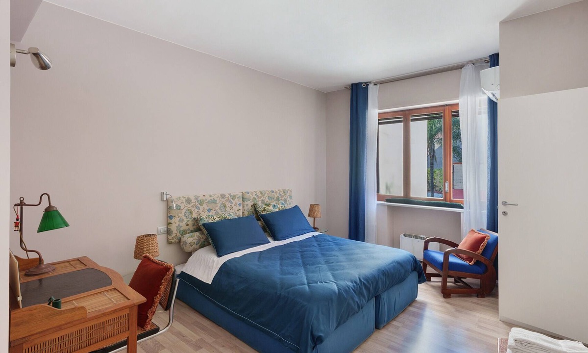 Torre Annunziata House | Casa Frank: between Naples, Pompeii and Sorrento