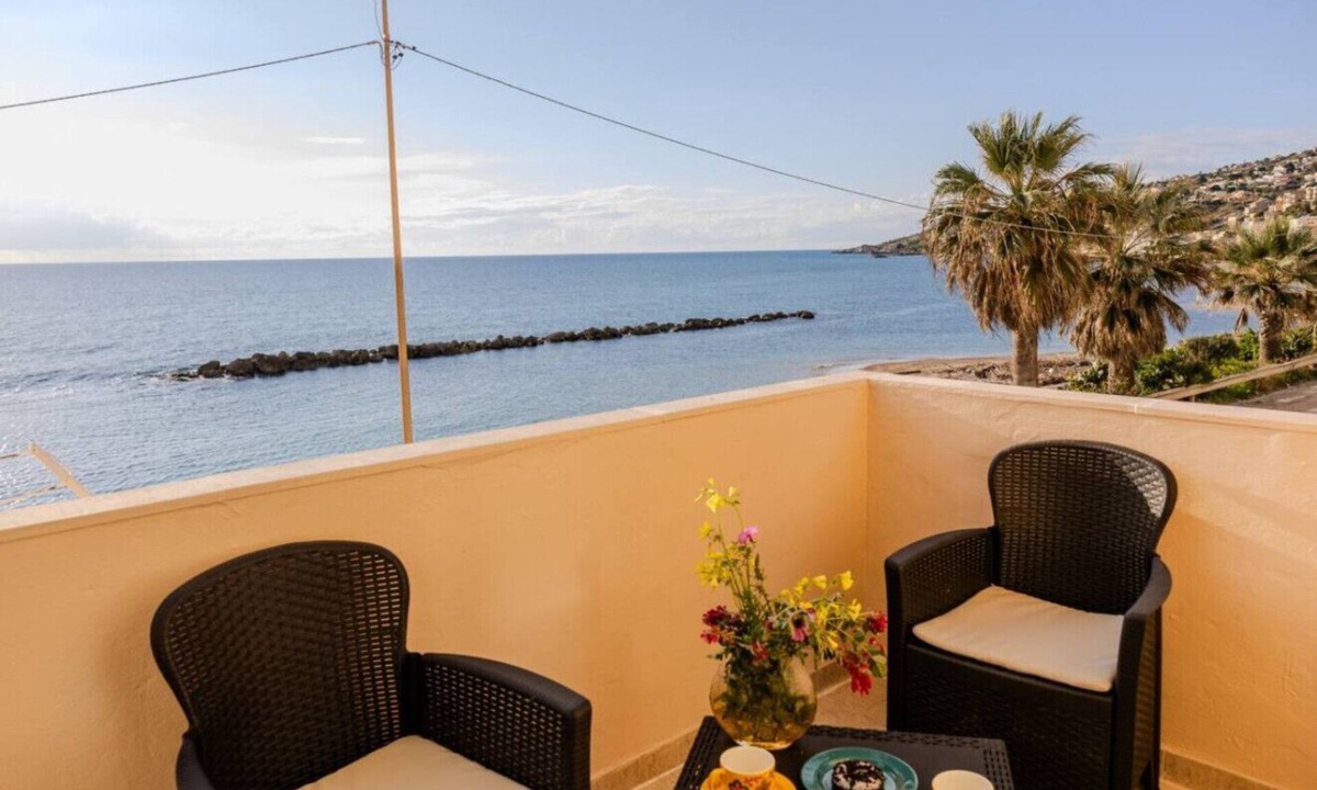 Marina di Palma House | Casa Mare Torre San Carlo