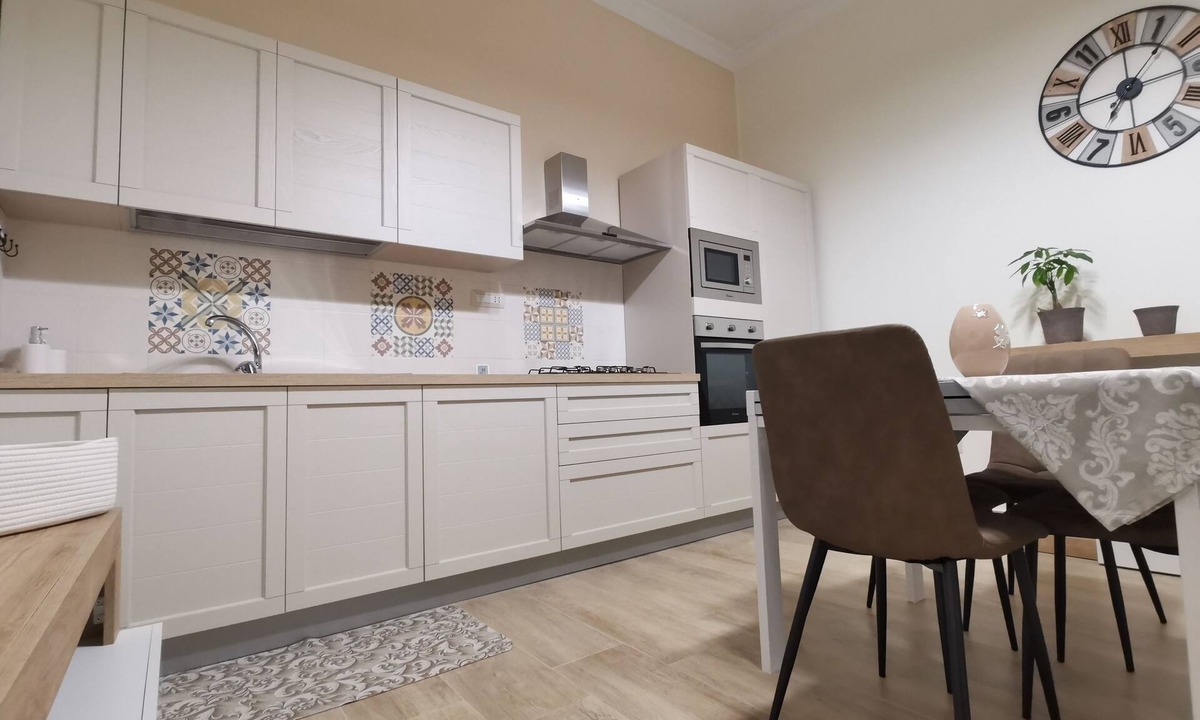 Crotone Apartment | Casa Marinella, a stone's throw from the center of Crotone.