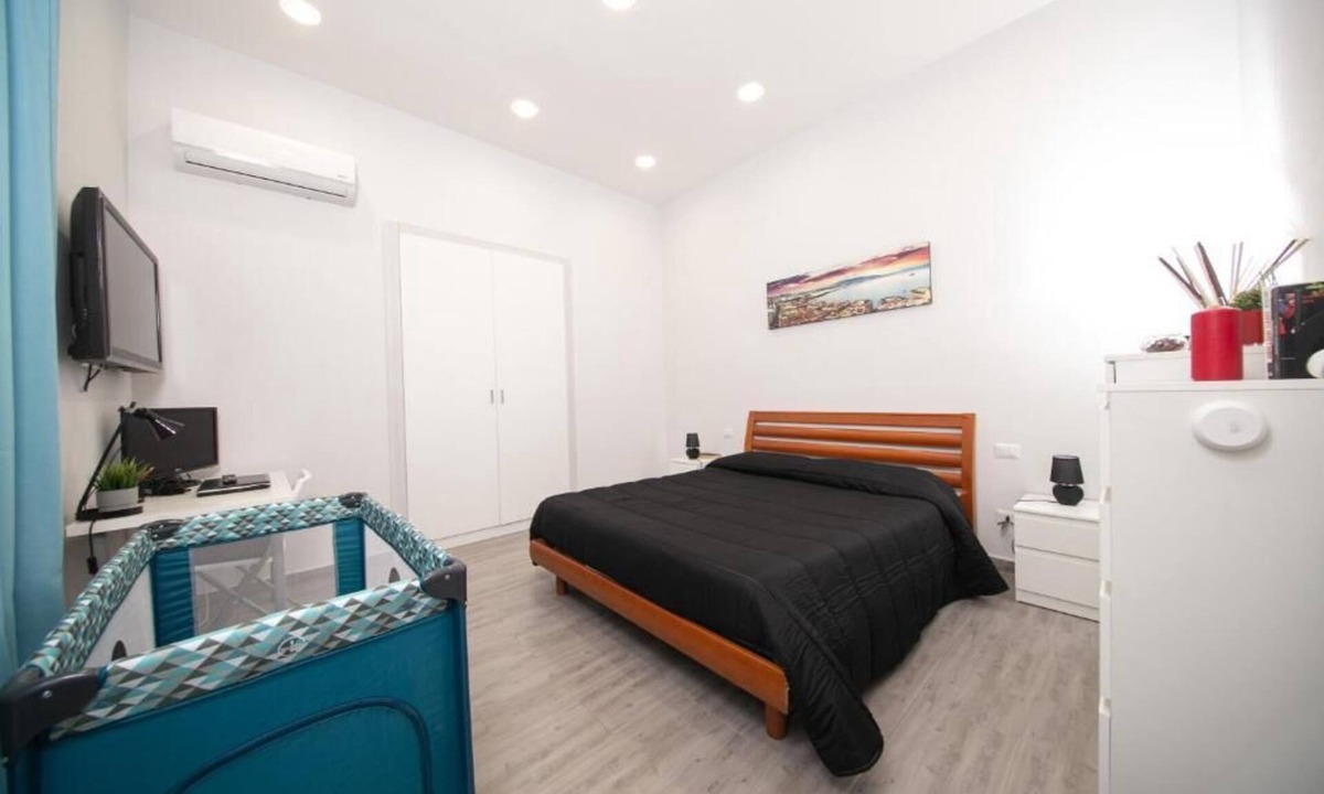 Pozzuoli Apartment | Casa vacanze a Pozzuoli : ideale per coppie, famiglie e pet-friendly