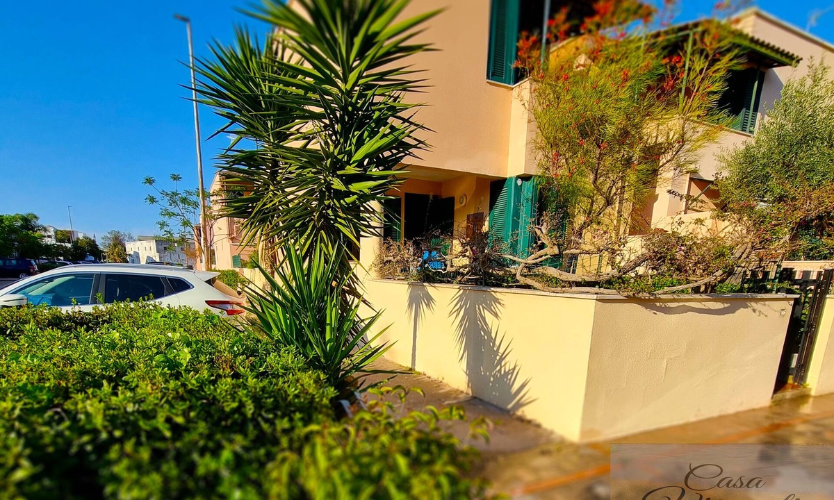 Torre dell'Orso Villa | Casa Visconti Beach - 2 Floors Villa on a Private Road Near the Beach