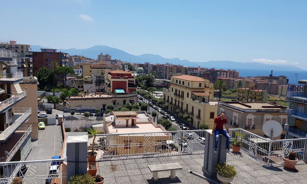 Torre del Greco House | CasaCondo @MARIA Enjoy your holidays in a cozy big space, MtVesuvius, Pompeii,sea