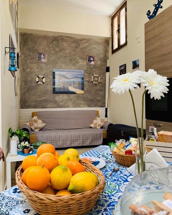 Santa Teresa di Riva Apartment | CasaLungoMare