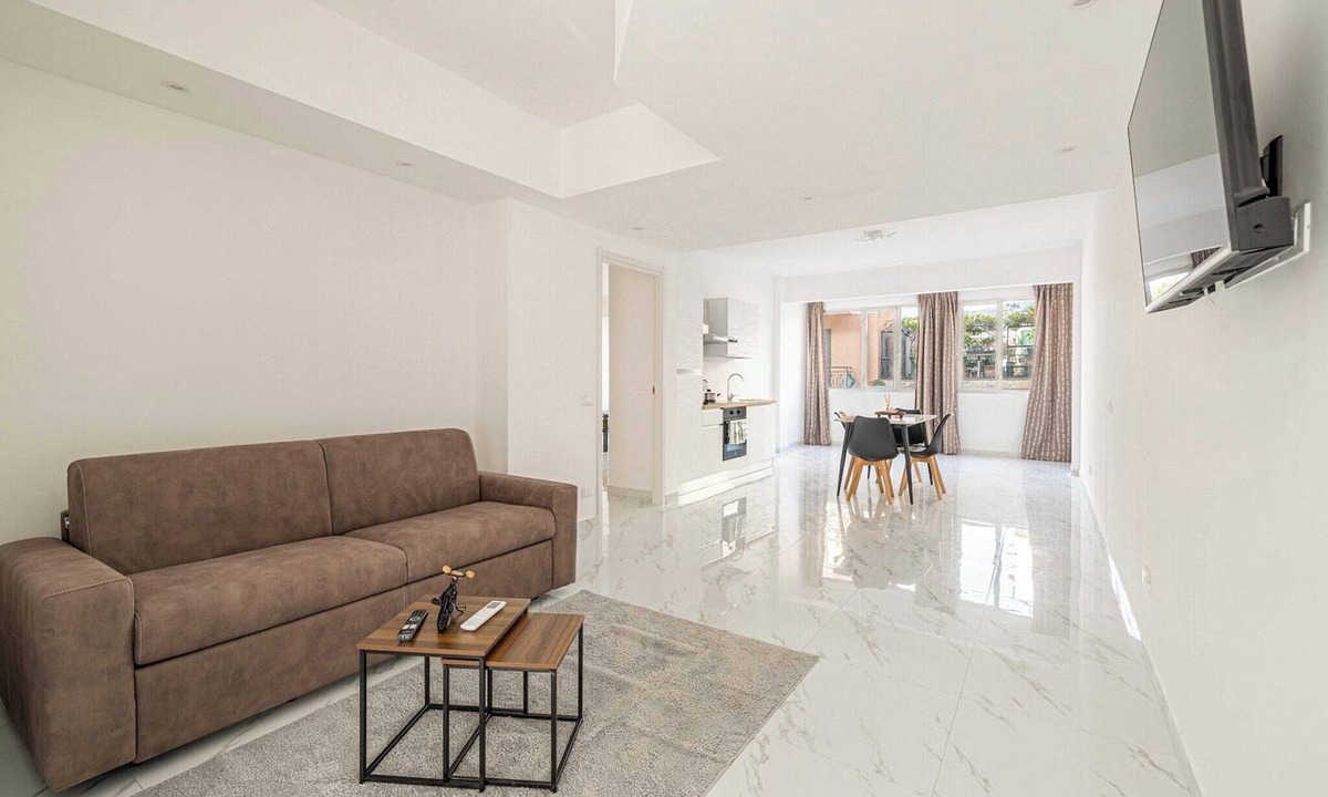 Ventimiglia Apartment | Central 1BDR/4P flat in Ventimiglia