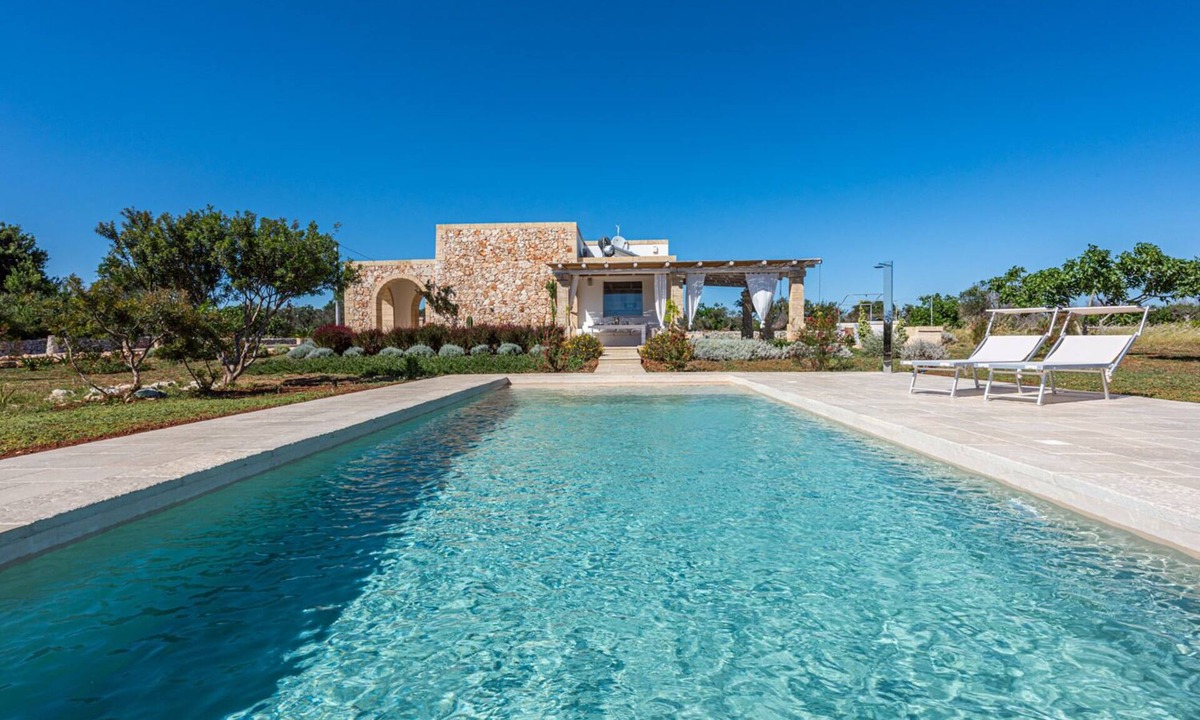 Salve Villa | Charming villa in Salento, surrounded by greenery and just minutes from the beaches.