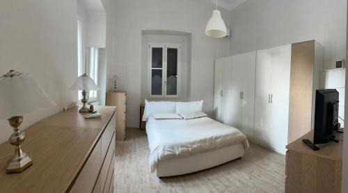 Taranto Apartment | Chez moi