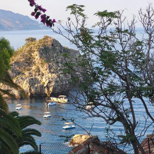 Mazzaro Apartment | COCO Apartments Taormina