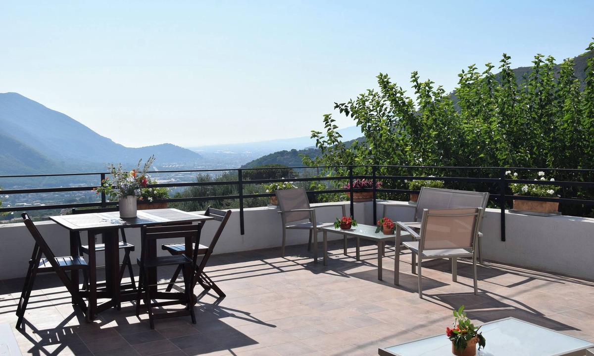 Cava de' Tirreni House | Country house near Amalfi and Pompeii - Casa "Mandorlo"