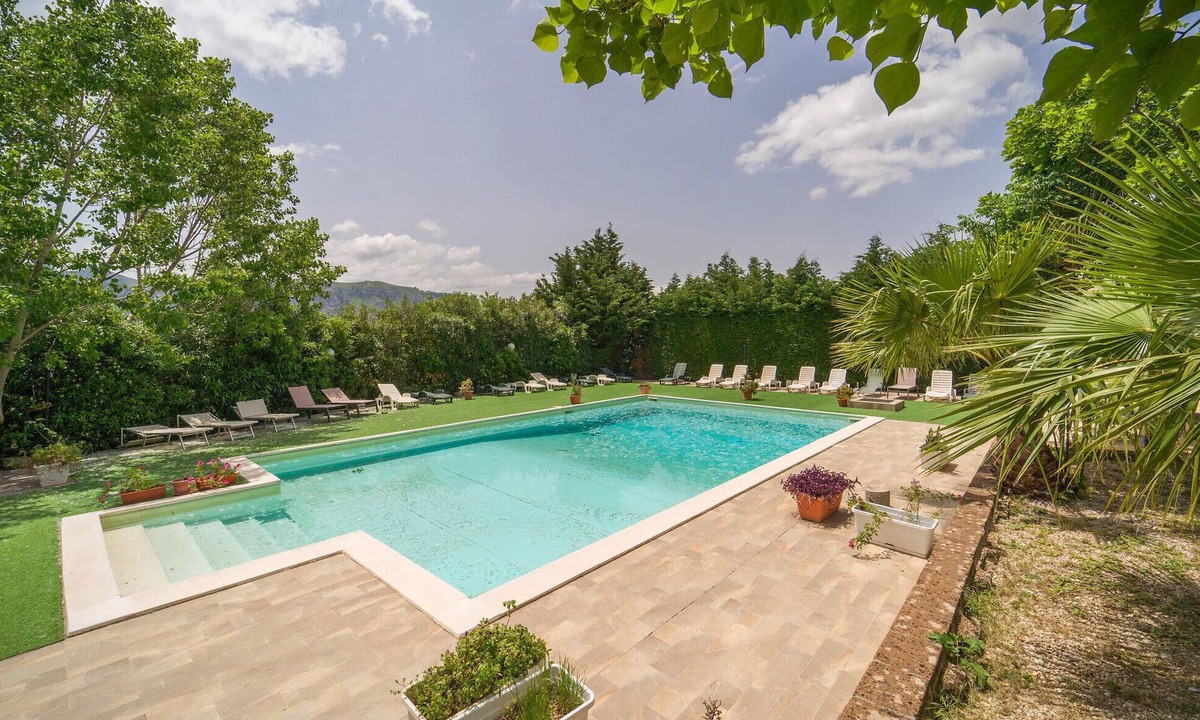 San Giuseppe Jato House | Cozy home in San Giuseppe Jato with swimming pool