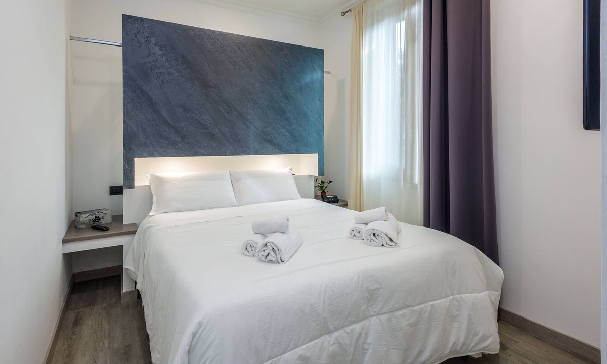 Aventine Hotel | Crossroad Hotel
