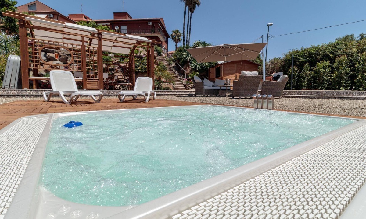 Vampolieri I House | Cyclops House. Amazing View and Private mini Spa