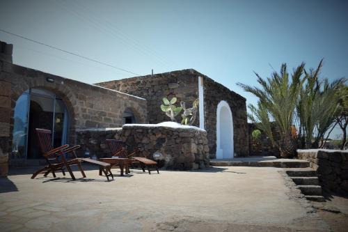 Pantelleria Villa | Dammuso -Villa tipica Siciliana- ARCO DELL'ELEFANTE