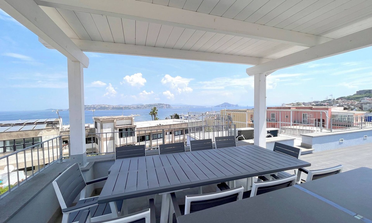 Procida House | DC House