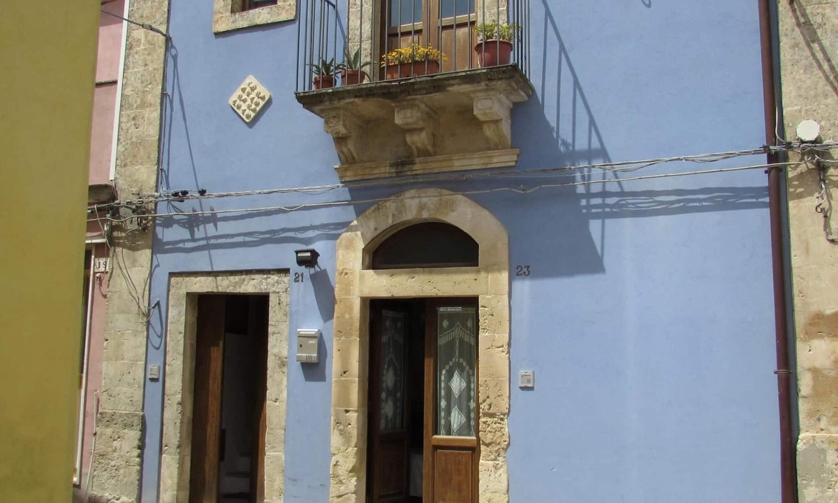 Palazzolo Acreide Historic Centre Apartment | Dimora La Rosa Barocca
