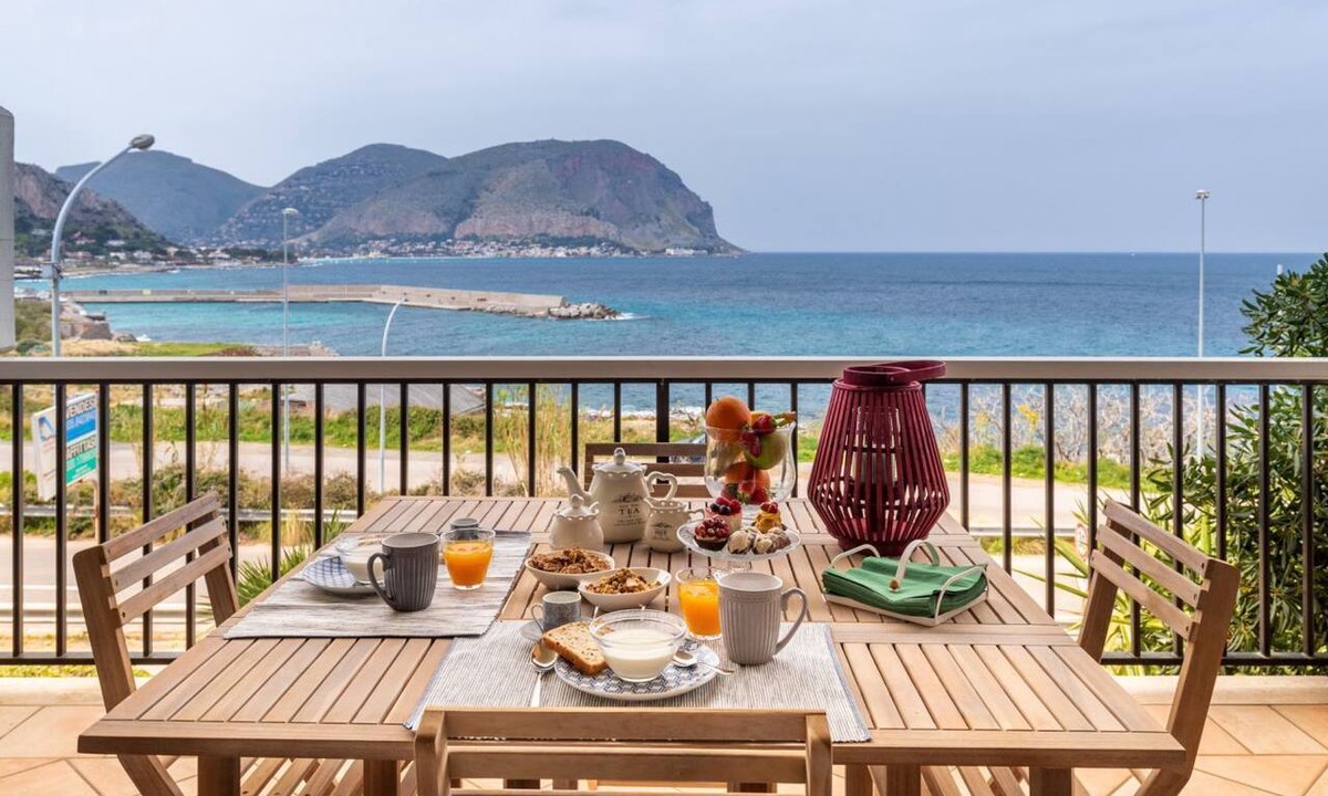 Addaura Apartment | Domus Sicily - The Sea in a Room