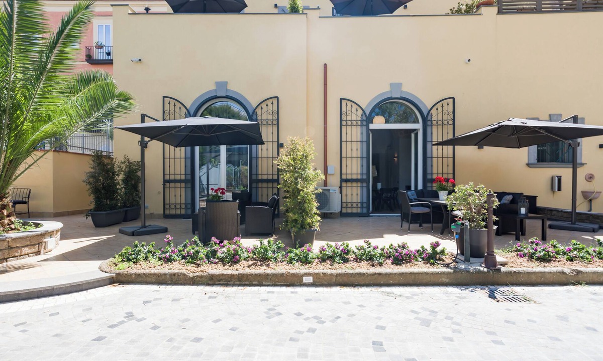 San Giorgio a Cremano Villa | DOMUS XENIA