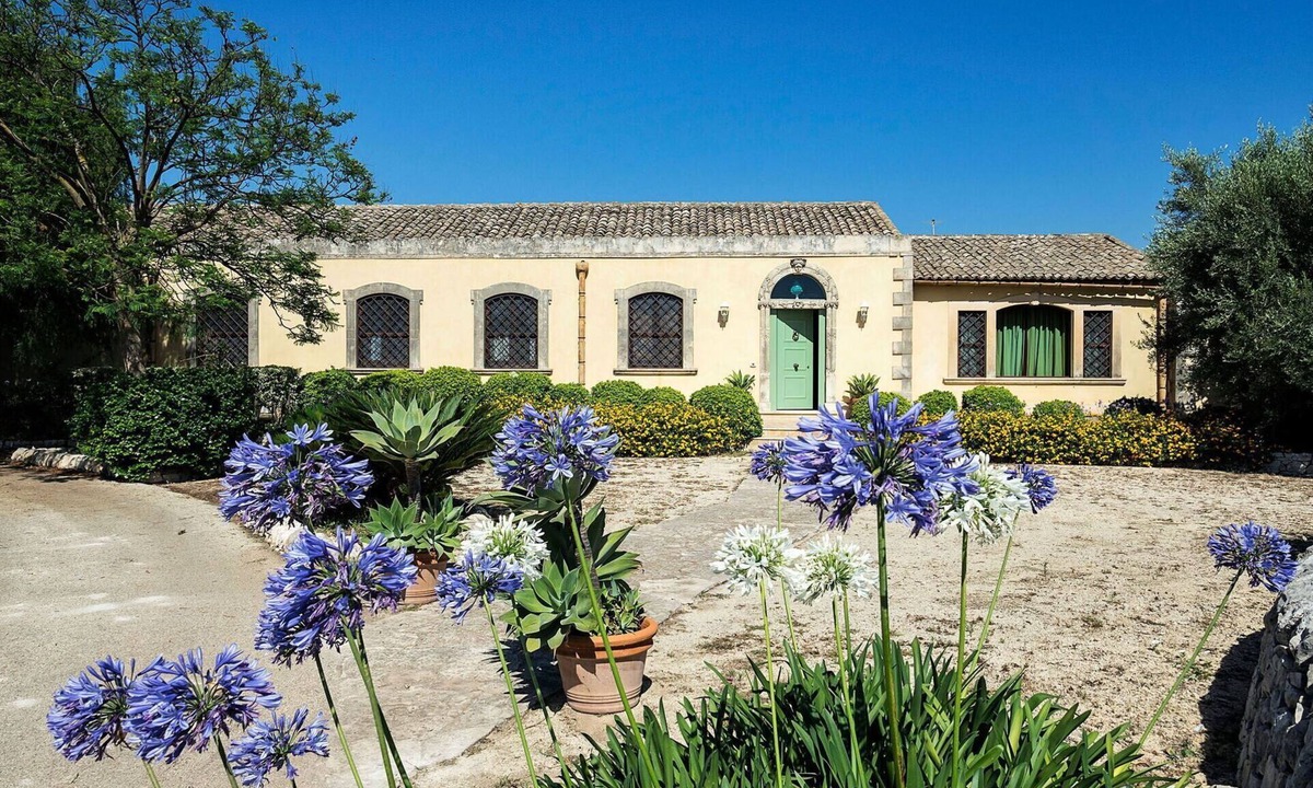 Carrozziere Villa | Don Salvatore - Ciane ,Sicily