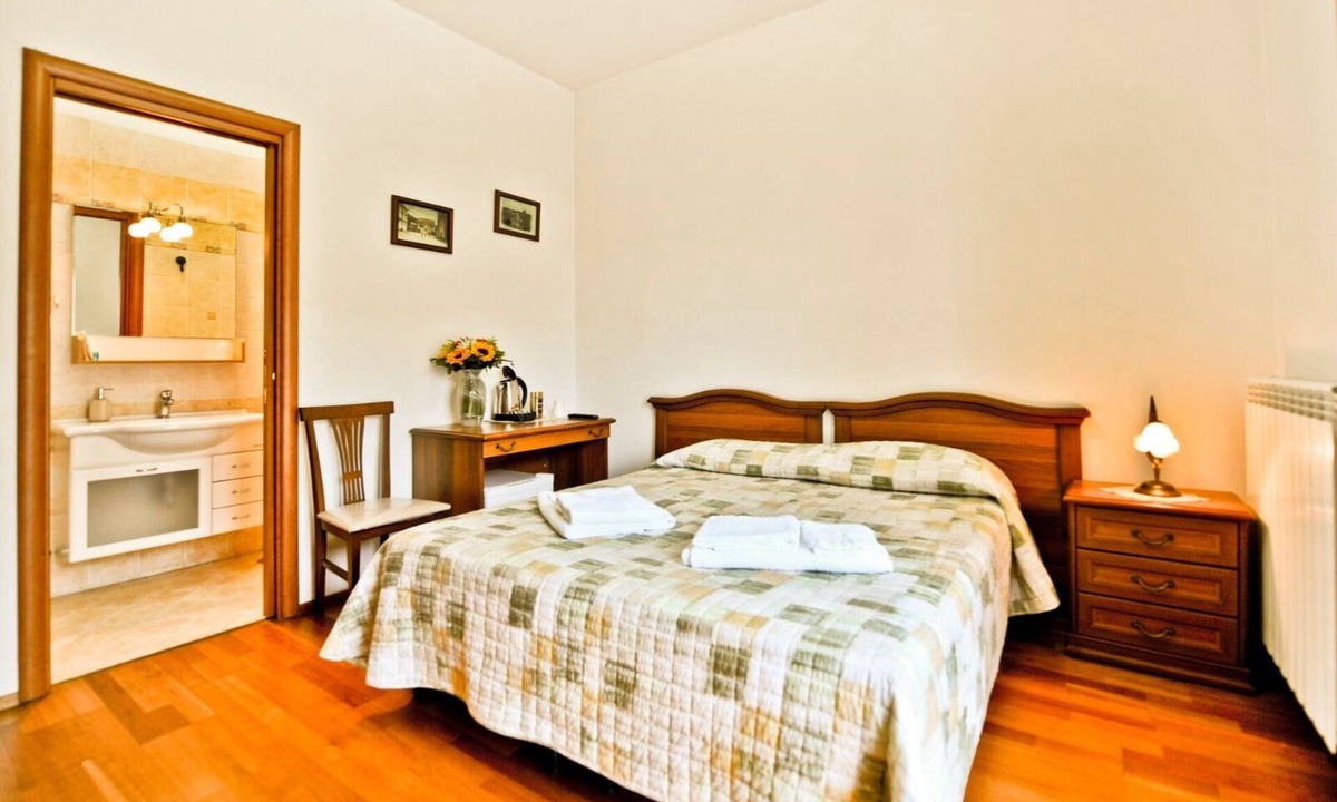 San Lazzaro House | Donna Rachele 202