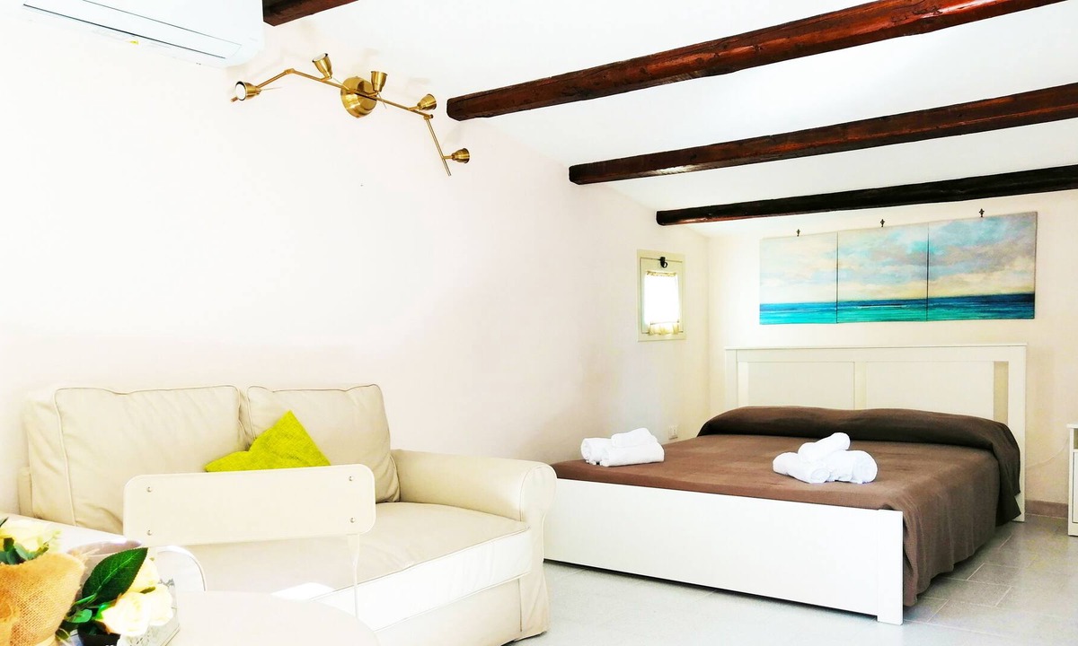Noto Historic Centre Apartment | Ducezio rooms (suite)