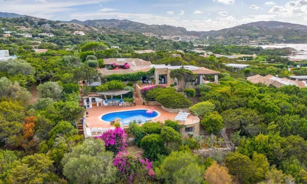 Liscia di Vacca Villa | ELITE COLLECTION- VILLA FLOWERS WITH ACCESS TO THE SEA