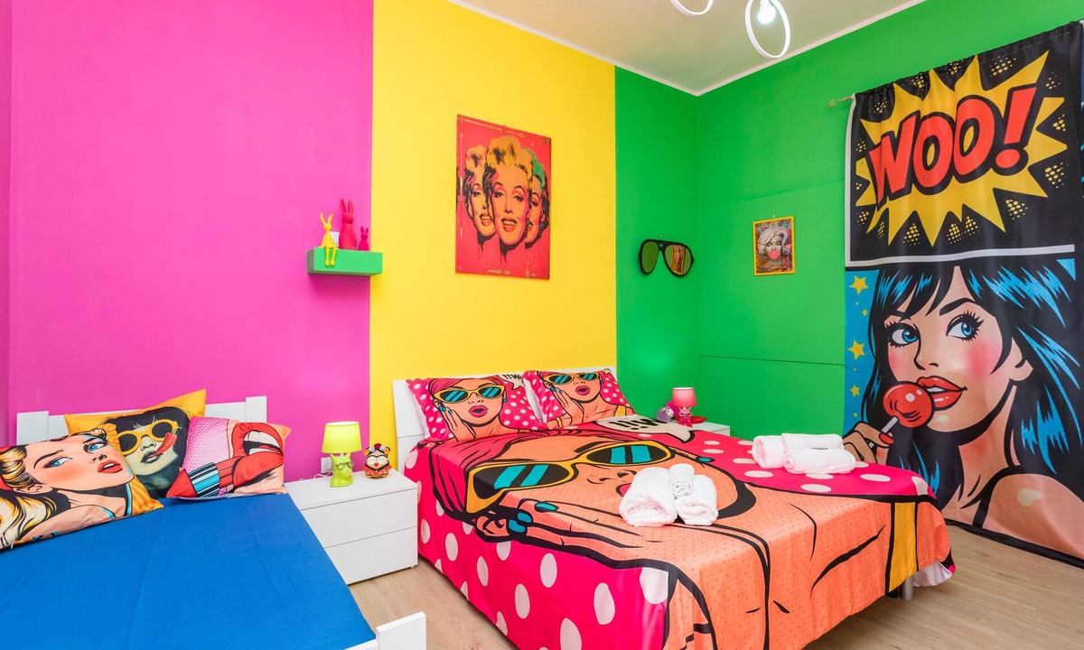 Paterno Apartment | Etnamia Art - Pop Apartment