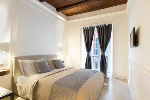 Historical Center Bed & Breakfast | FAGì Chiaia Rooms