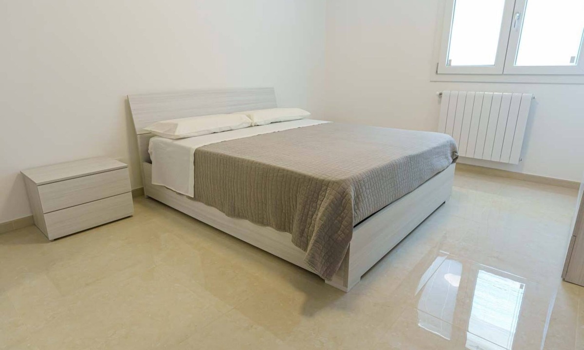 Pozzallo Apartment | Familienidylle auf Sizilien, Pozzallo 300 Meter vom Strand, Neubau