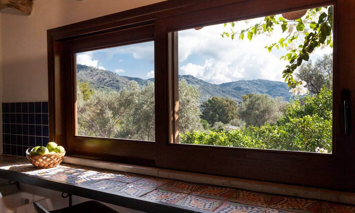 Mirto House | Farm holidays with pool in Sicily, among the Nebrodi's park and close to the sea