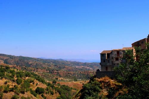 Santa Caterina dello Ionio Apartment | Florence House
