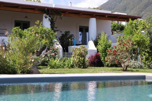 Malfa Bed & Breakfast | Frangimare - La Malandrina