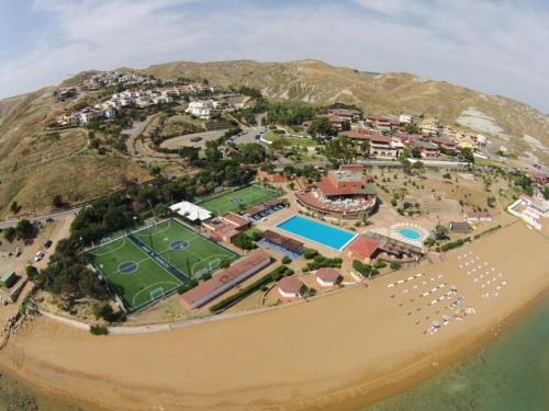 Crotone Hotel | Fruit Village Crotone Casarossa