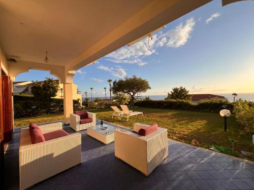 Bonifati Villa | Fuscaldoapartment - Le note di Cassie