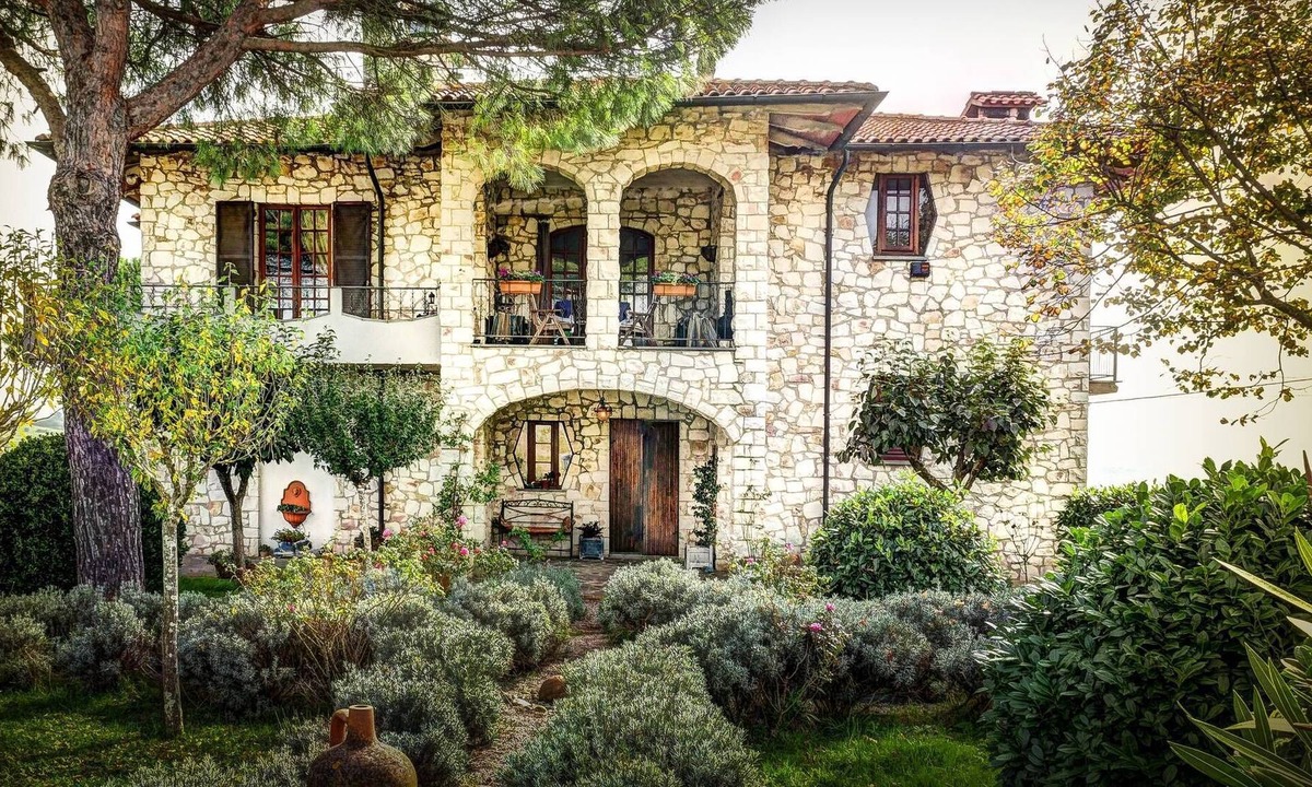 Castiglione del Lago Apartment | Girasole-rolling Hills, Sunflowers+family Friendly