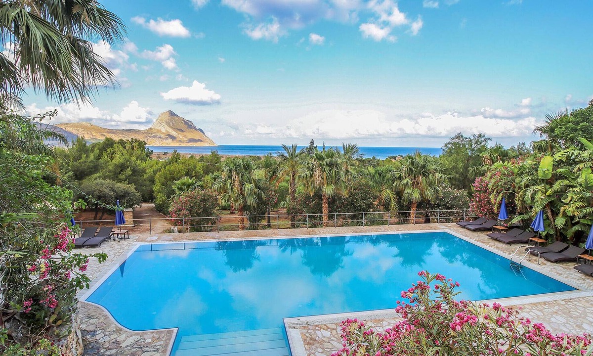 Macari Apartment | Gorgeous apartment in San vito lo Capo with swimming pool