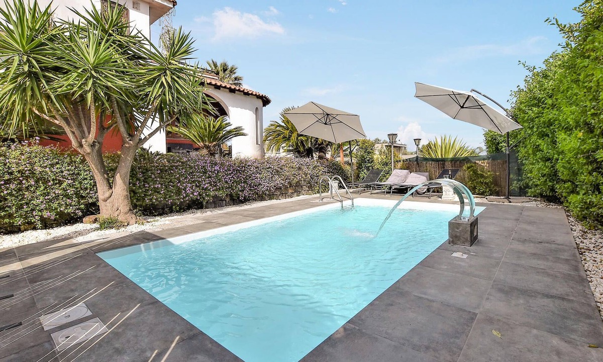 Aci Catena House | Gorgeous home in Acicatena