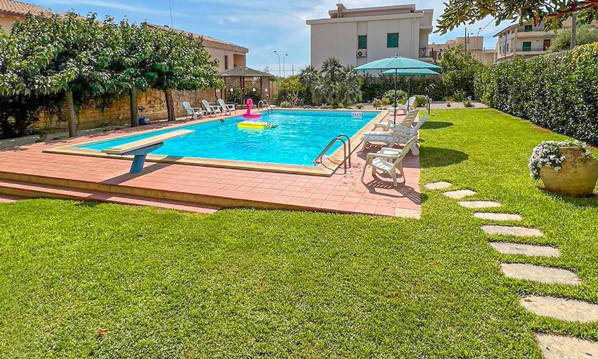 Sampieri House | Gorgeous home in Sampieri with private swimming pool, can be inside or outside