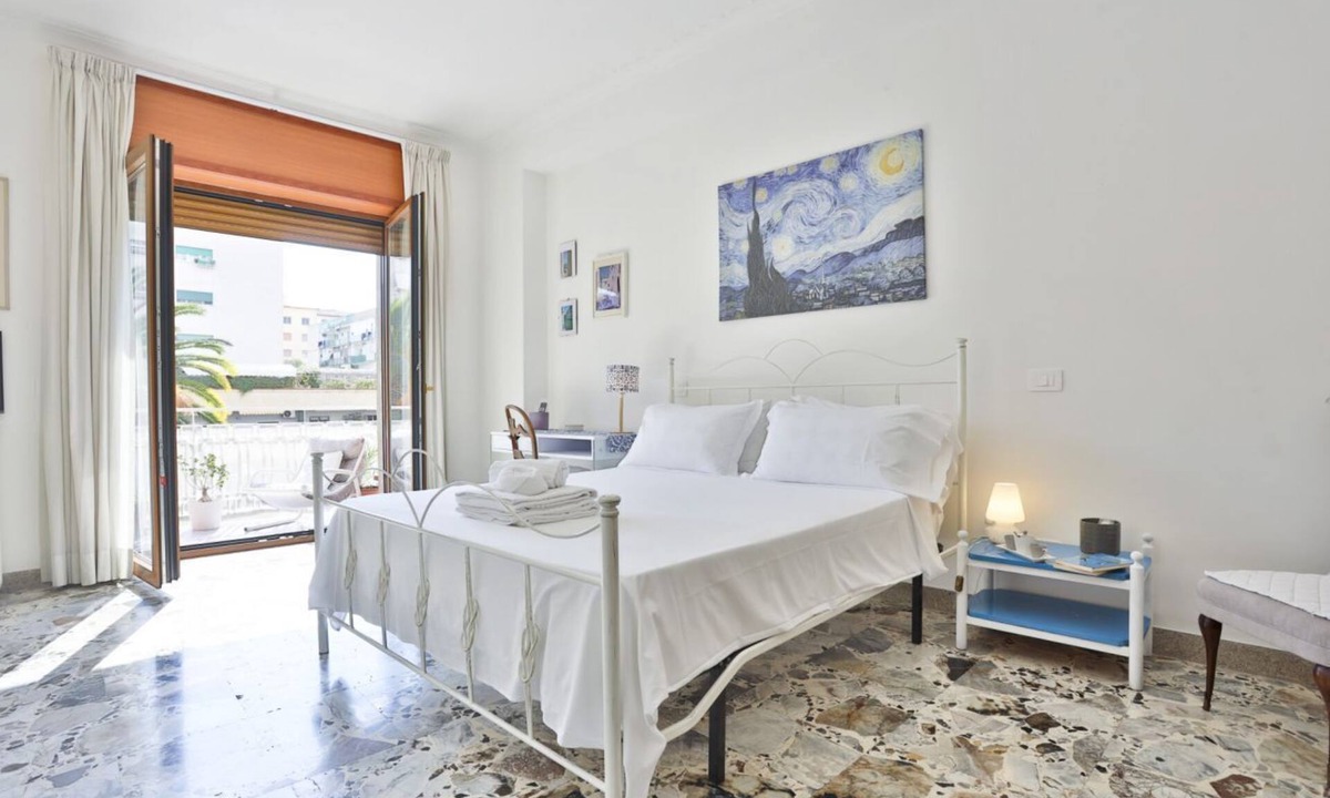 Fuorigrotta Apartment | GuestHost - Partenope Stadium House