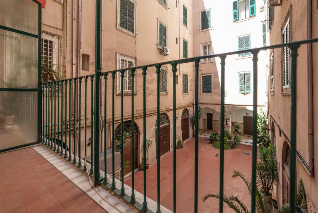 Salario Apartment | GuestHost - Porta Pia & Villa Torlonia Apartment with Balcony