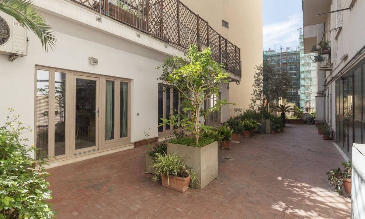 Universita Apartment | GuestHost - Quiet and bright 50sqm studio apartment able to accommodate up to 2 people.Located on the ground floor of a recently built building, the apartment is a few minutes walk from Tiburtina station and the metro stop.Quiet apartment ideal for smart