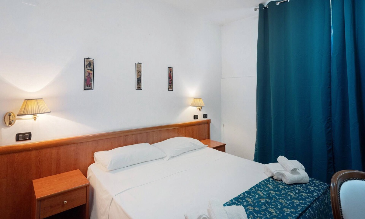 Torre Annunziata Apartment | H Pompeii Ruiins Apartment Hotel - Standard Quadruple Room 10