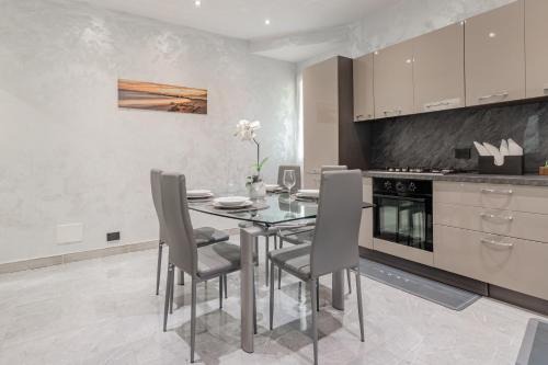 Bordighera Apartment | H11 SIMPLE HOME - Parcheggio