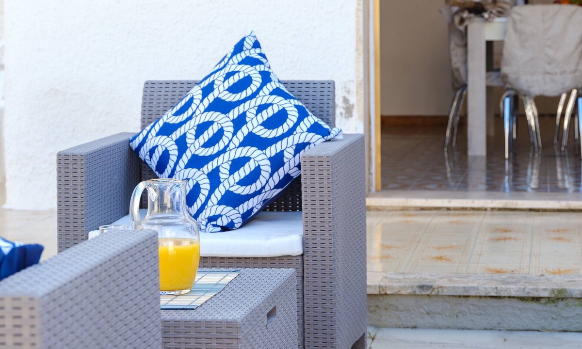Nardo Villa | Holiday Accommodation "Villa Grecale" with garden and walking distance to the sea