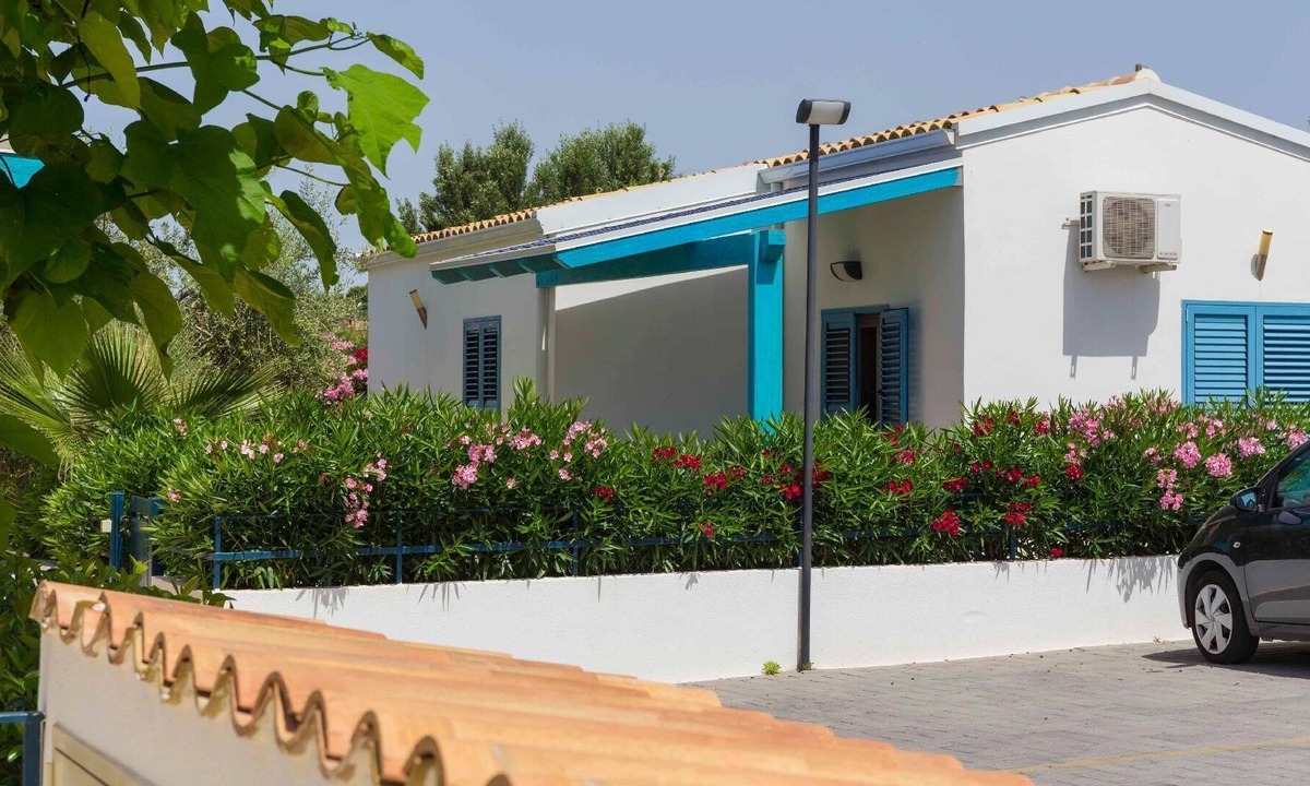 Donnalucata Apartment | Holiday apartment Scicli for 2 - 8 persons with 3 bedrooms - Holiday apartment in one or multi-famil