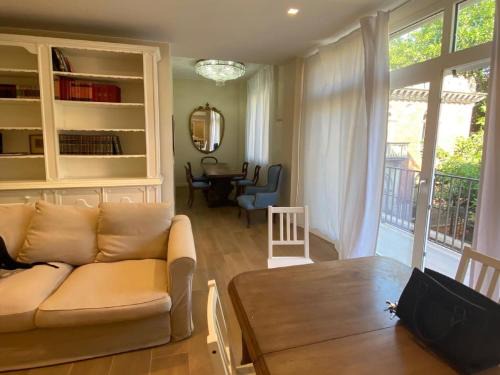 Reggio Calabria House | Holiday Home in Reggio Calabria near Beach