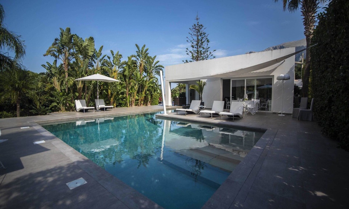 Terrasini House | Holiday Home in Terrasini with Private Pool