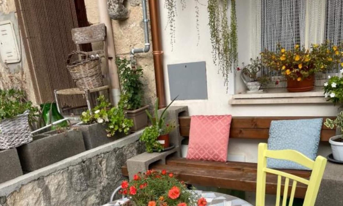 Caltabellotta House | Holiday Home 'La Casetta' with Sea View, Wi-Fi and Air Conditioning
