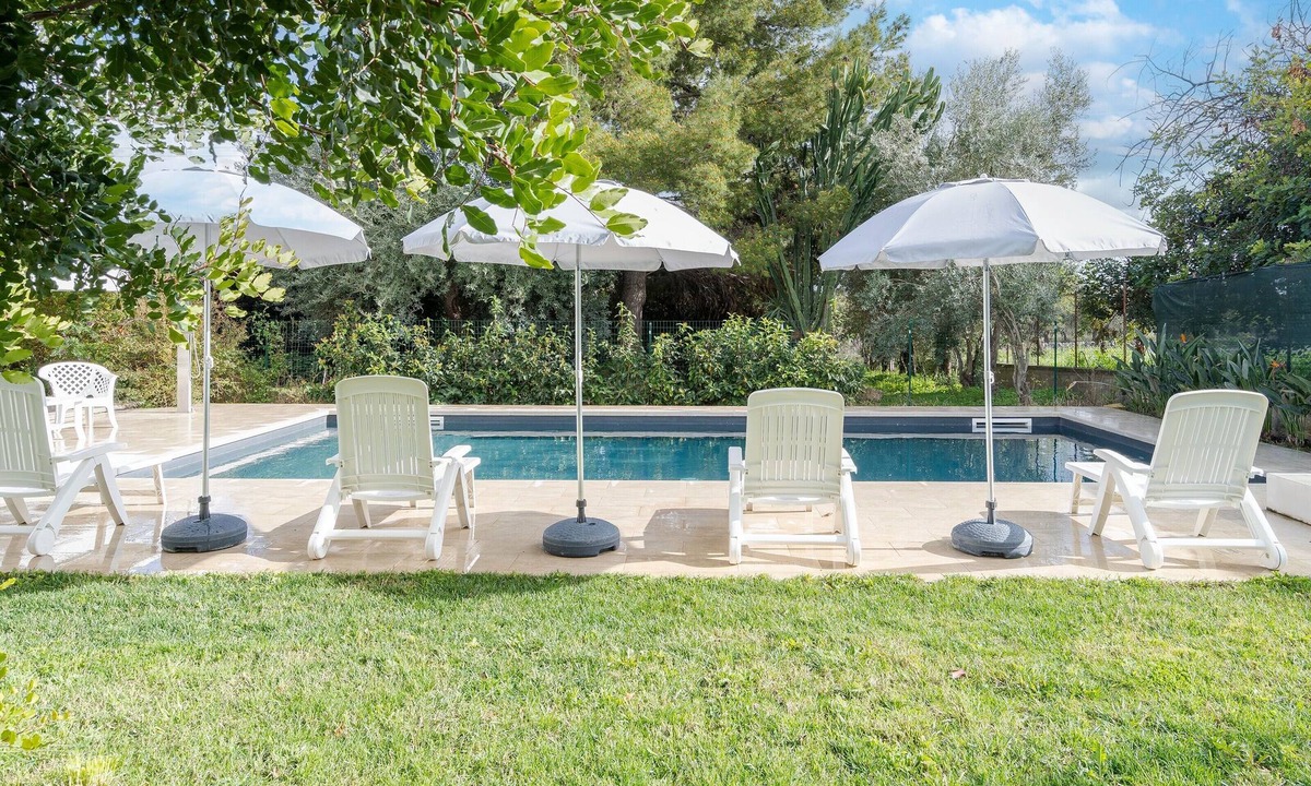 Rosolini House | Holiday Home 'Zacchitella Garden House' with Private Pool, Wi-Fi and Air Conditioning